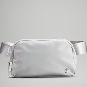 Lululemon Everywhere Belt Bag – New With Tags